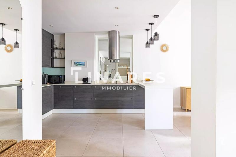 Appartement - 100 m² - 4 pièces