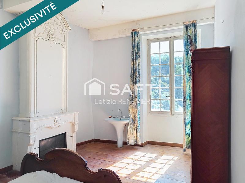 Maison - 418 m² - 14 pièces