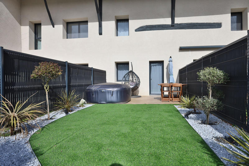 Appartement - 95 m² - 4 pièces