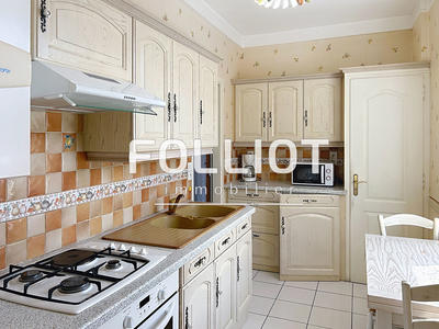 Maison - 105 m² - 5 pièces