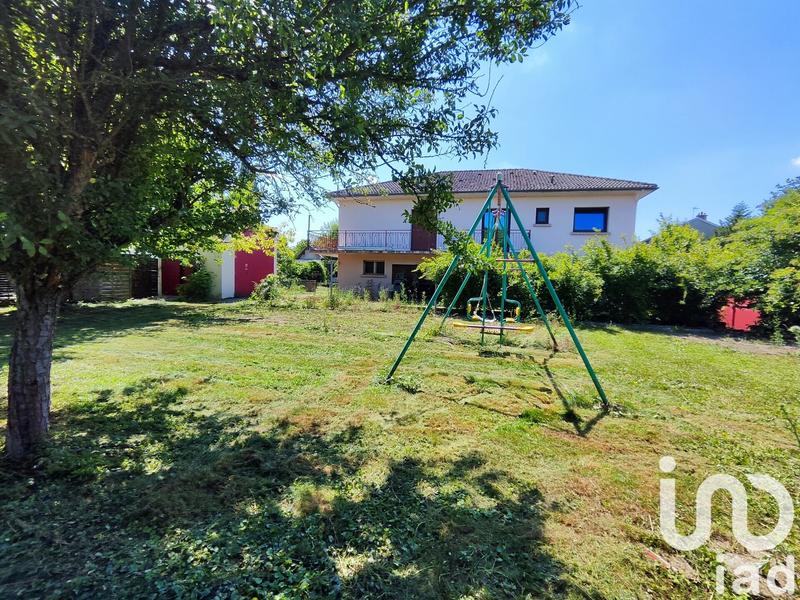 Maison - 177 m² - 9 pièces