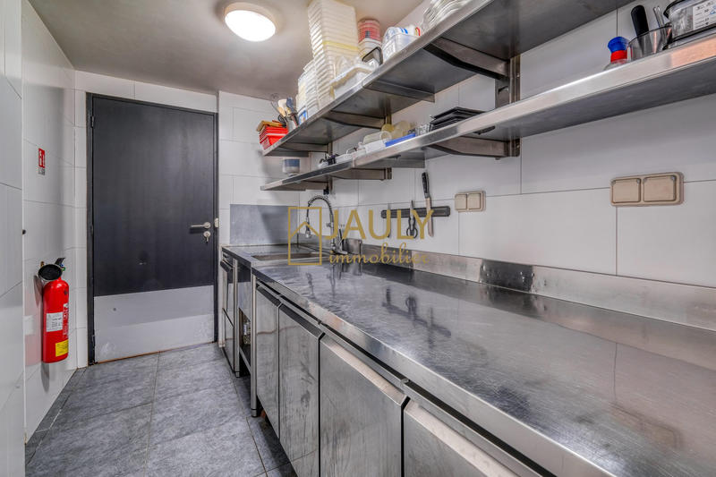 Fonds de commerce - 110 m²