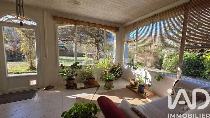 Maison - 158 m² - 8 pièces