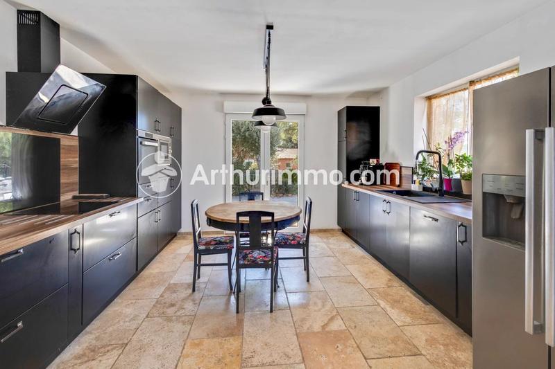 Maison - 224 m² - 6 pièces