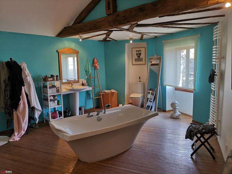 Maison de bourg - 300 m² - 9 pièces