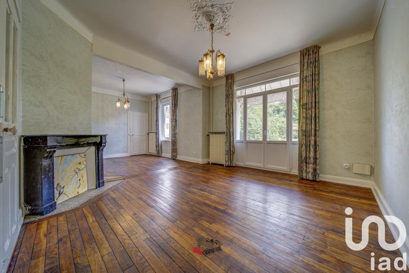 Maison - 193 m² - 8 pièces