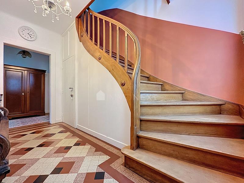 Maison - 166 m² - 6 pièces