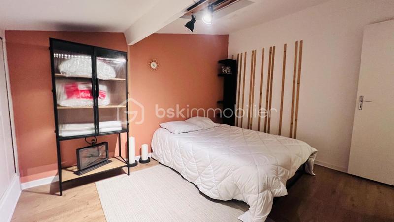 Immeuble - 179 m² - 5 pièces