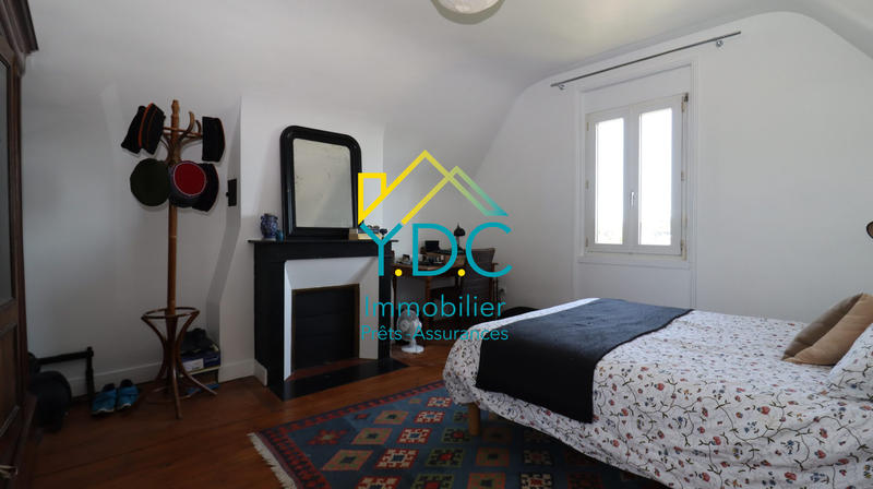 Maison - 172 m² - 8 pièces