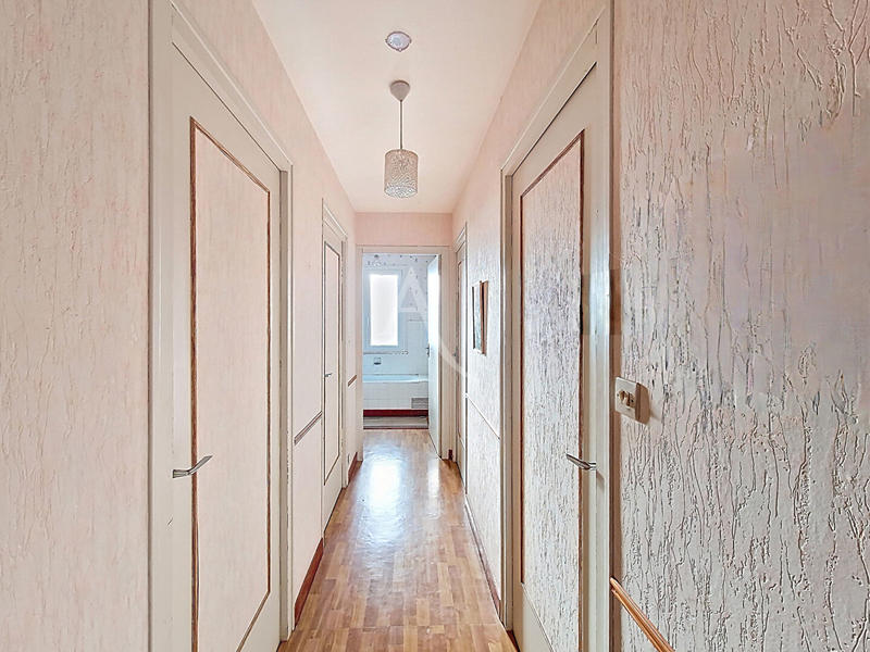 Maison - 112 m² - 6 pièces