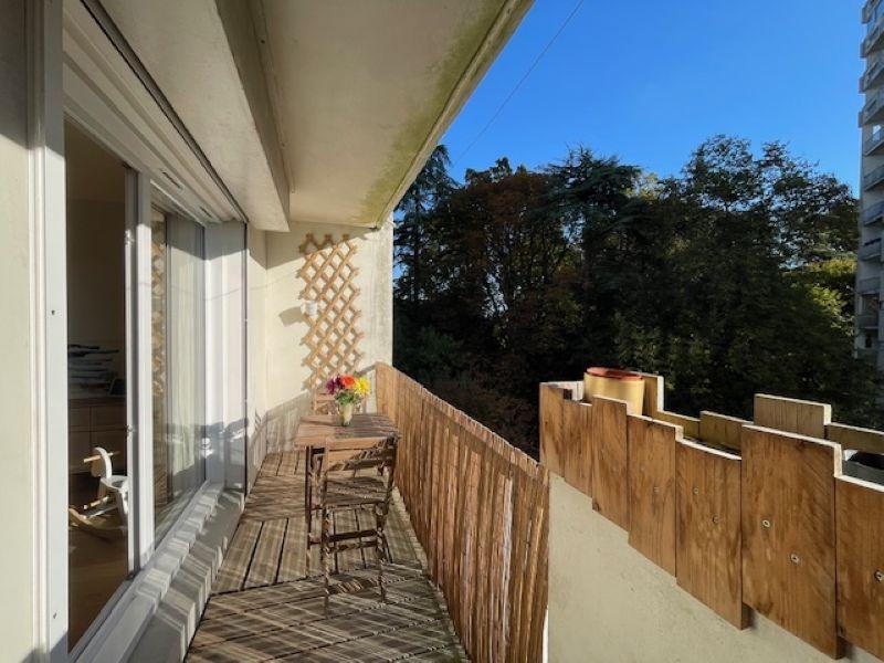 Appartement - 100 m² - 5 pièces