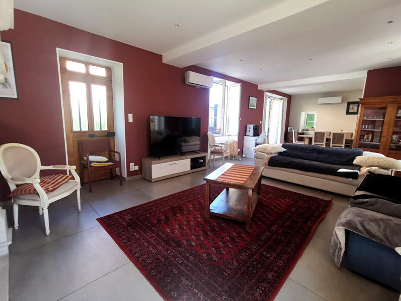 Maison - 291 m² - 12 pièces