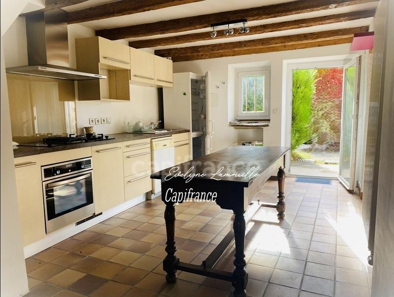 Maison - 181 m² - 6 pièces