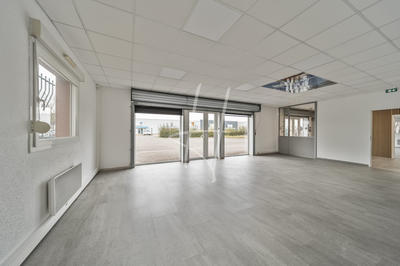 Local d'activités - 600 m²