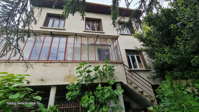 Immeuble - 200 m² - 6 pièces