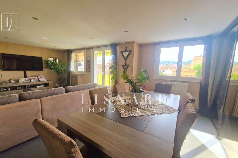 Appartement - 66 m² - 4 pièces