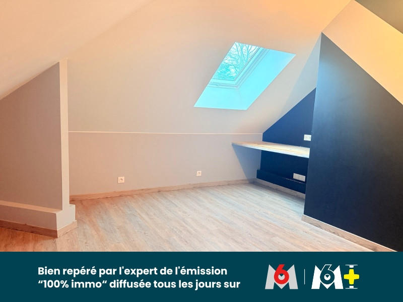 Maison - 450 m² - 9 pièces