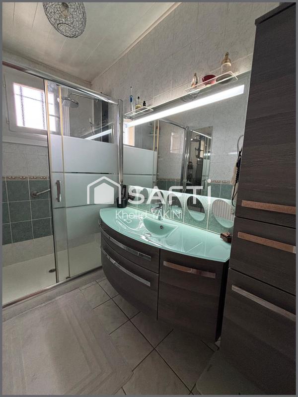 Maison - 90 m² - 5 pièces