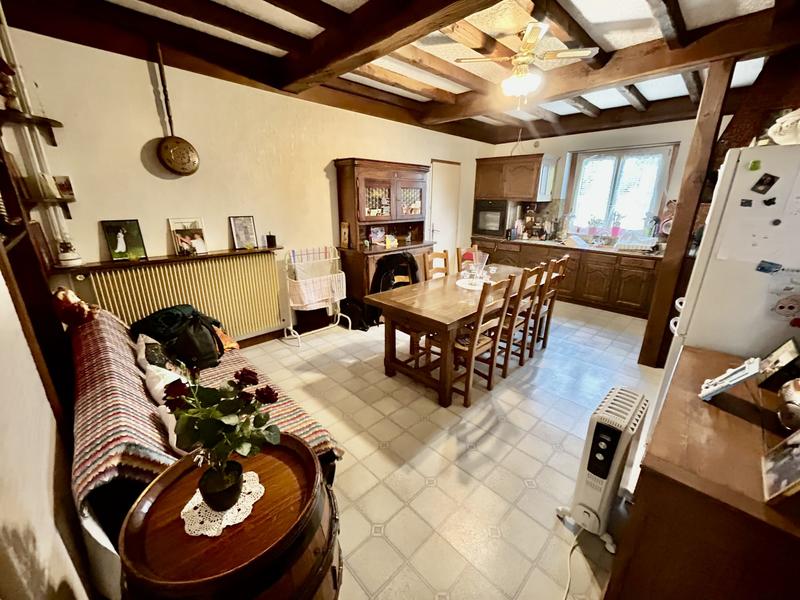 Maison - 196 m² - 8 pièces