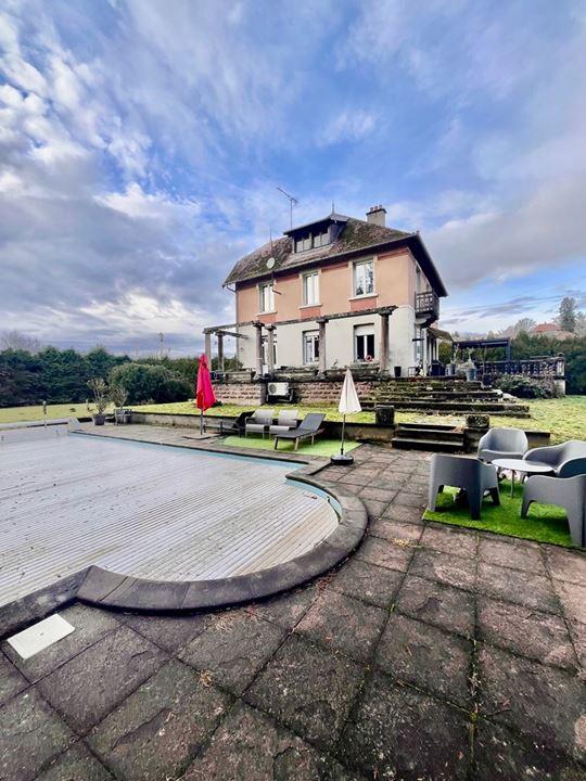 Maison - 160 m² - 6 pièces