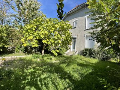 Maison - 75 m² - 4 pièces