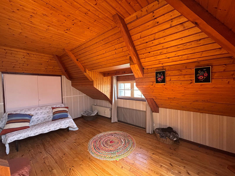 Maison - 250 m² - 7 pièces