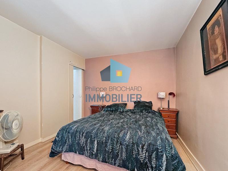 Appartement - 82 m² - 3 pièces