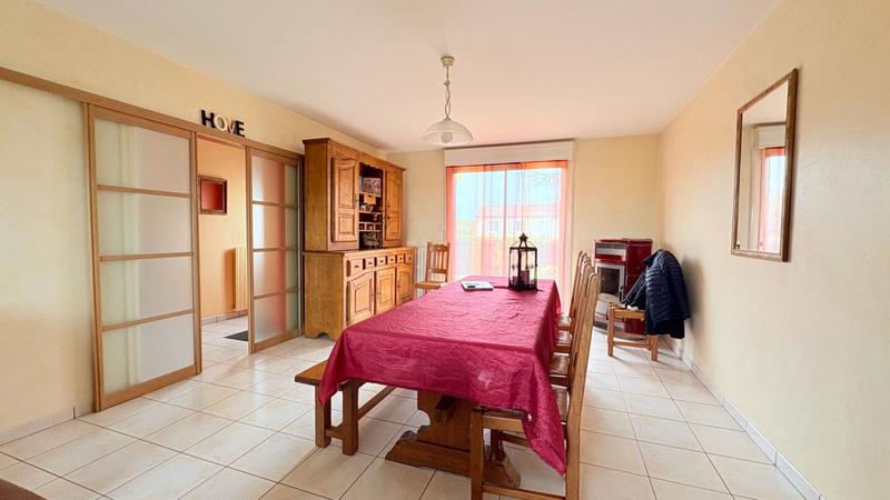 Maison - 200 m² - 5 pièces