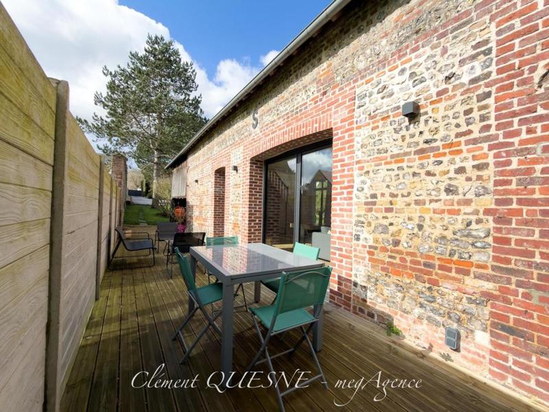 Maison - 421 m² - 11 pièces