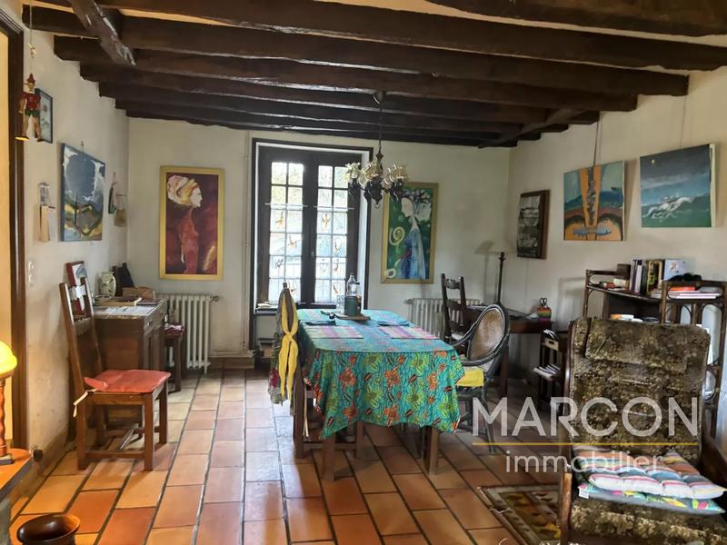 Propriété - 225 m²