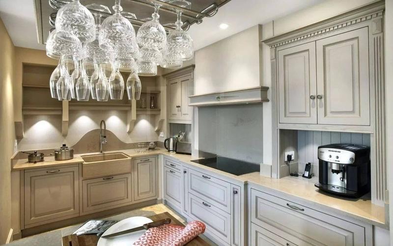 Villa - 300 m² - 8 pièces