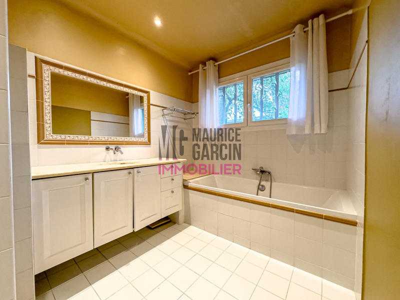 Villa - 126 m² - 5 pièces