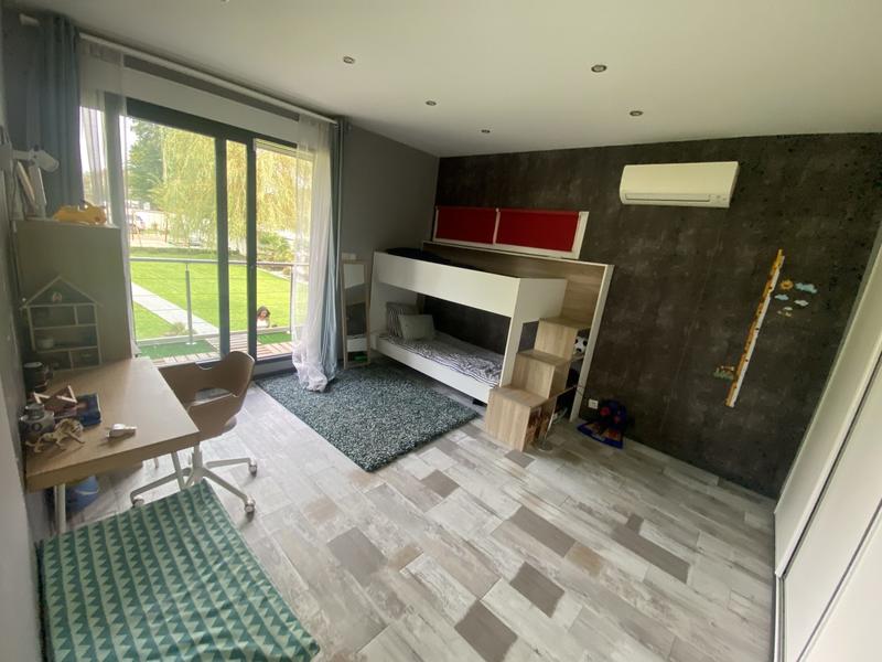 Maison - 187 m² - 5 pièces