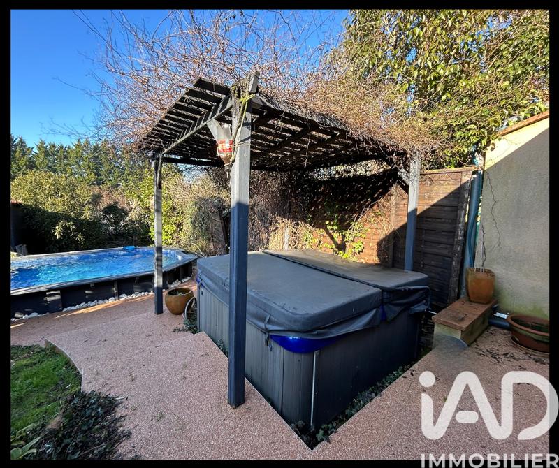 Maison - 196 m² - 5 pièces