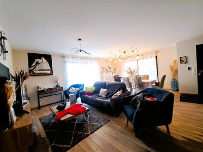 Maison - 112 m² - 4 pièces