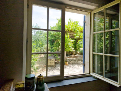 Maison - 250 m² - 10 pièces