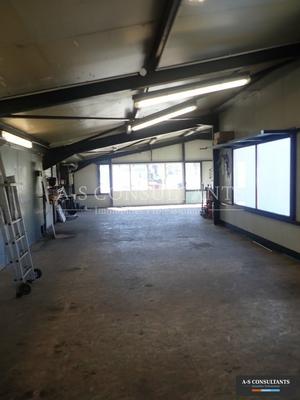 Local d'activité / Entrepôt - 440 m²