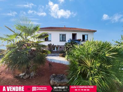 Maison - 145 m² - 6 pièces