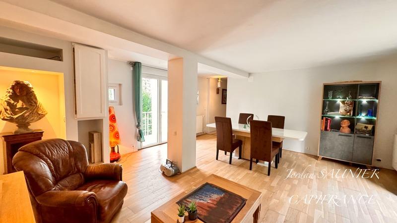 Maison d'architecte - 200 m² - 8 pièces