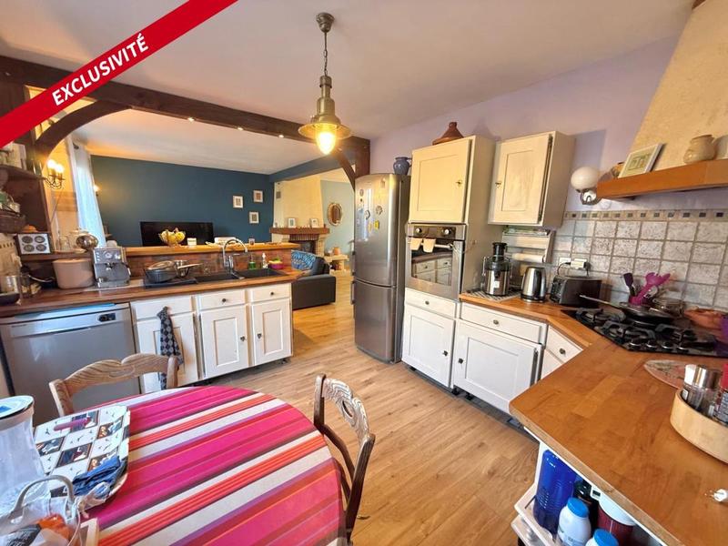 Maison - 128 m² - 7 pièces