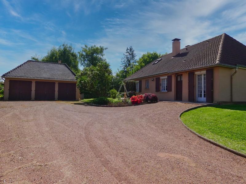 Maison - 175 m² - 8 pièces