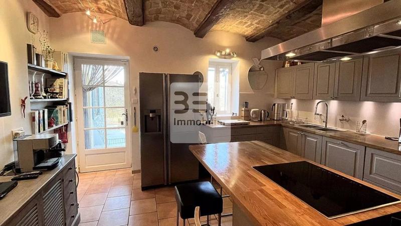 Maison chambre d'hôtes - 280 m² - 10 pièces