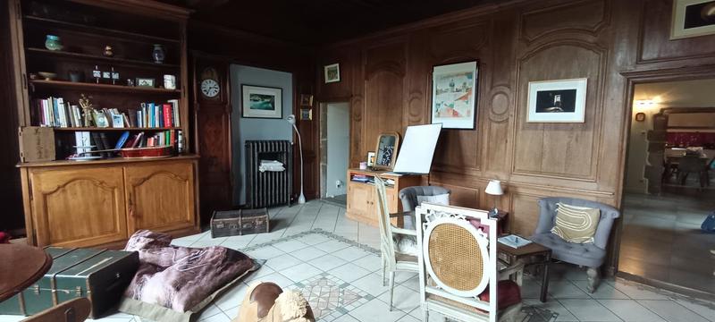 Maison - 232 m² - 8 pièces