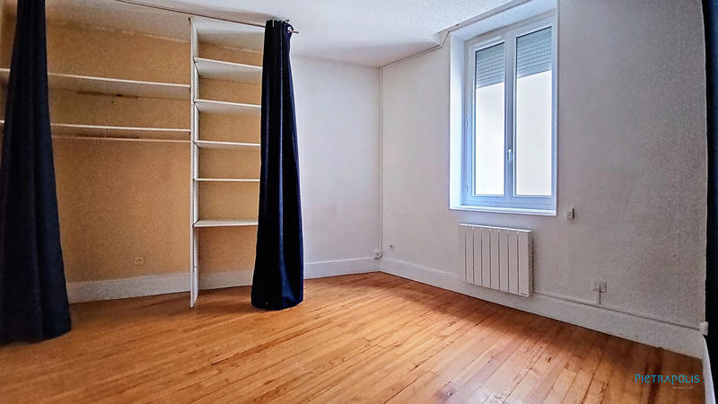 Appartement - 125 m² - 5 pièces
