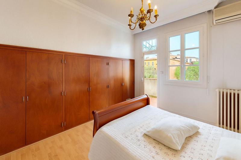 Maison - 166 m² - 6 pièces