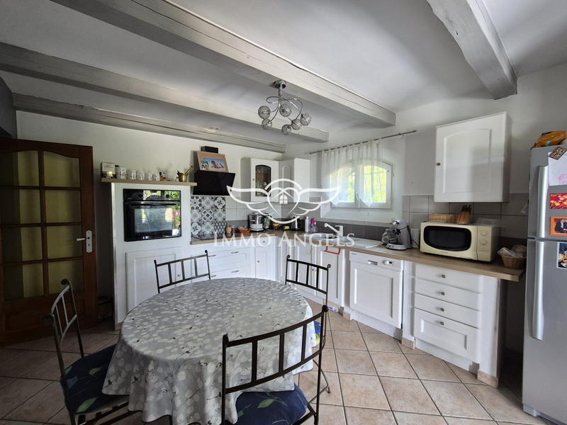 Maison - 137 m² - 6 pièces