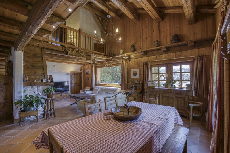 Châlet - 206 m² - 6 pièces