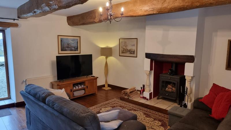 Maison - 187 m² - 11 pièces