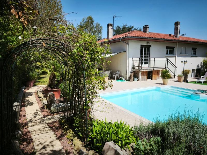 Maison - 125 m² - 5 pièces