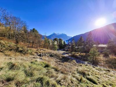 Terrain constructible - 903 m²